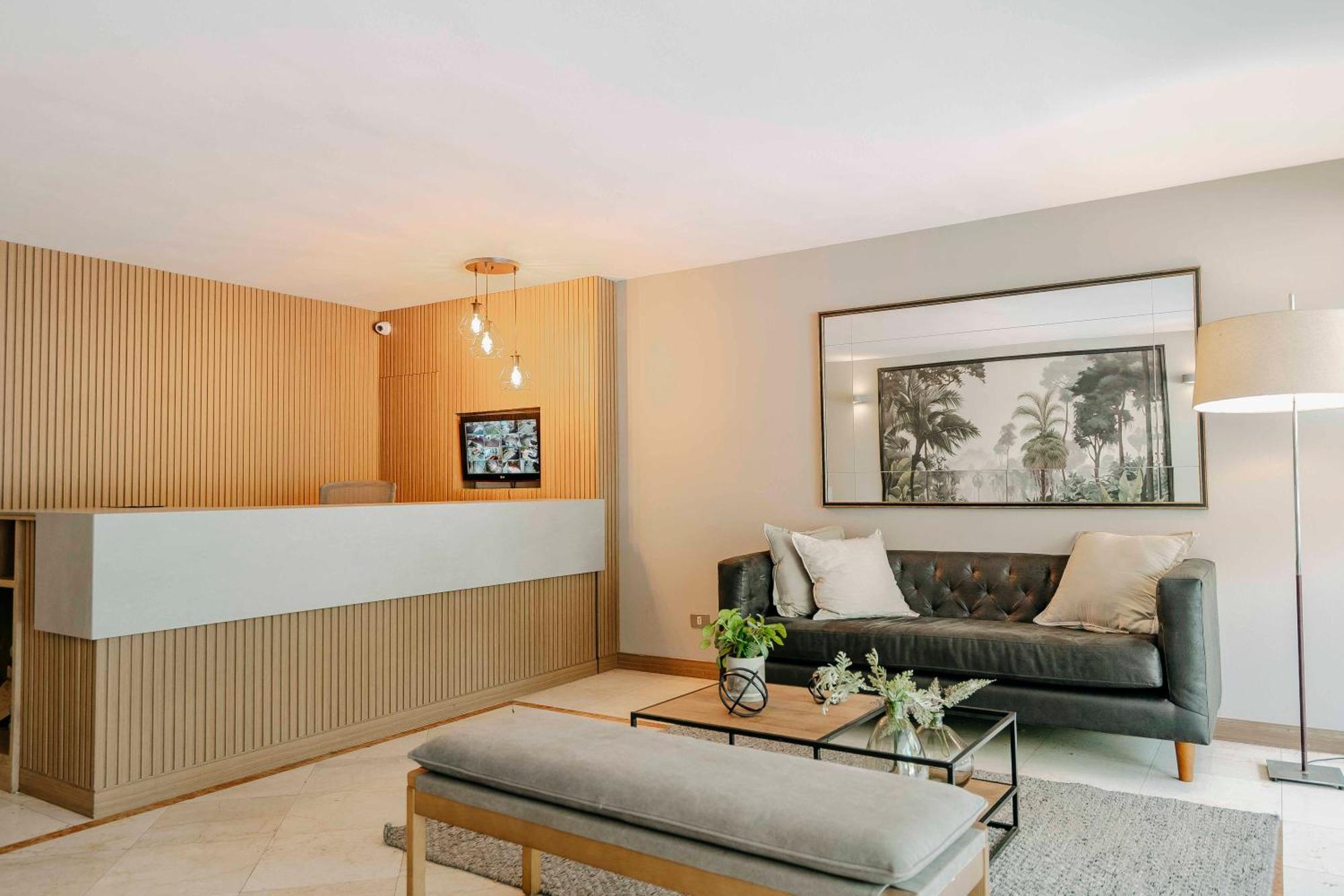 Time Stay - Essential Apartments Santiago Exterior foto
